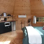 Insolite: Le Kota Du Lutin Many * Saint-Christophe-Sur-Conde