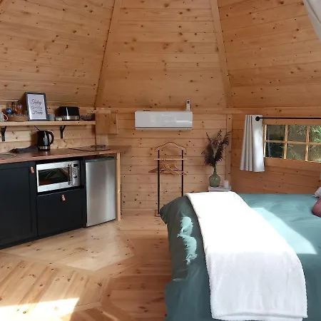 Insolite: Le Kota Du Lutin Many * Saint-Christophe-Sur-Conde